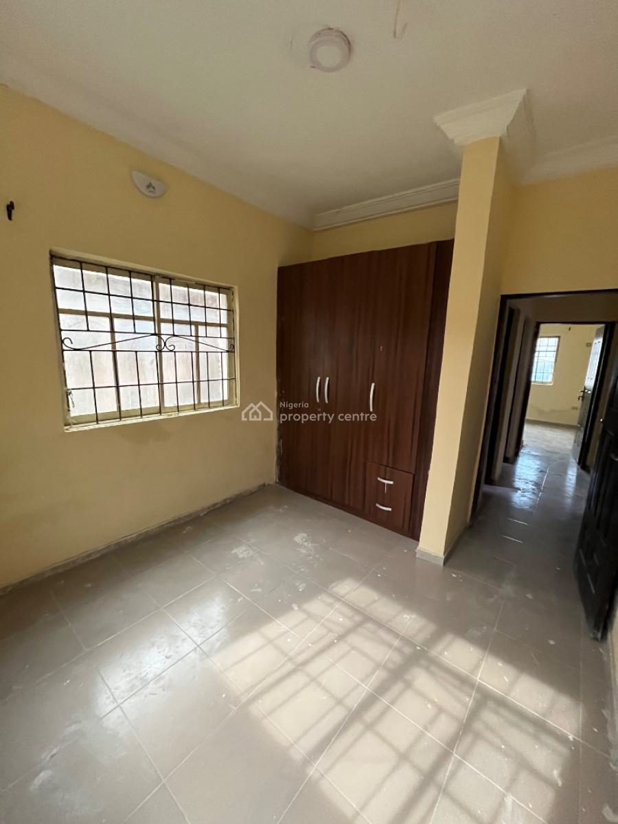 Beautiful Nice 2 Bedroom Flat, Mobil Road, Ilaje, Ajah, Lagos, Flat / Apartment for Rent