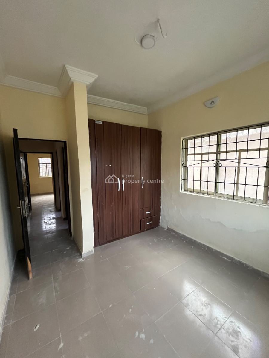 Beautiful Nice 2 Bedroom Flat, Mobil Road, Ilaje, Ajah, Lagos, Flat / Apartment for Rent