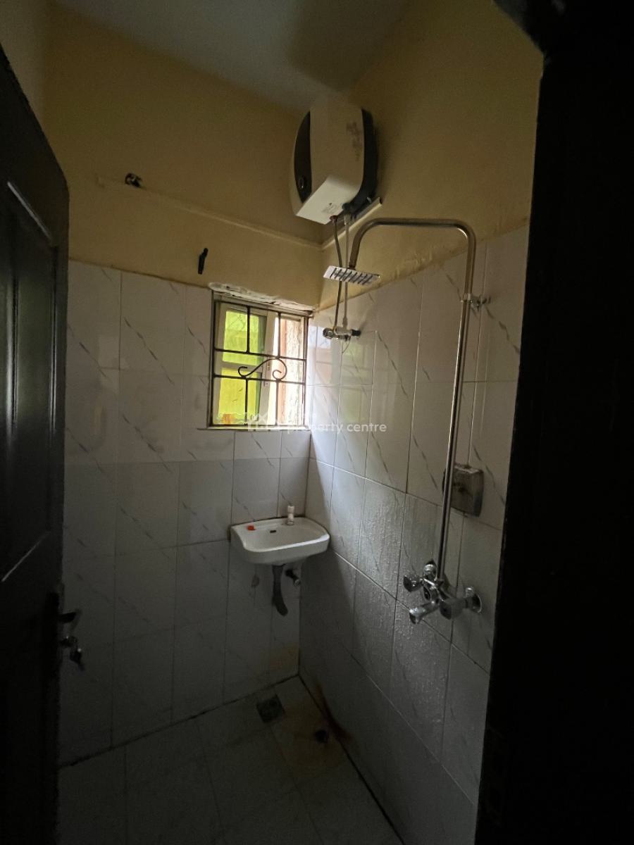 Beautiful Nice 2 Bedroom Flat, Mobil Road, Ilaje, Ajah, Lagos, Flat / Apartment for Rent