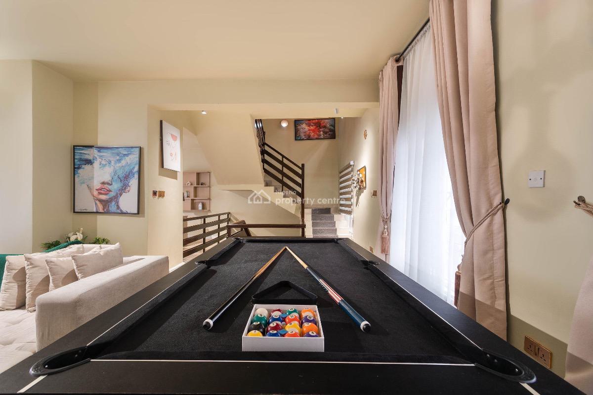 Luxury 3 Bedroom Duplex with Ps5, Swimming Pool, Gym., Lekki Phase 1, Lekki, Lagos, Flat / Apartment Short Let