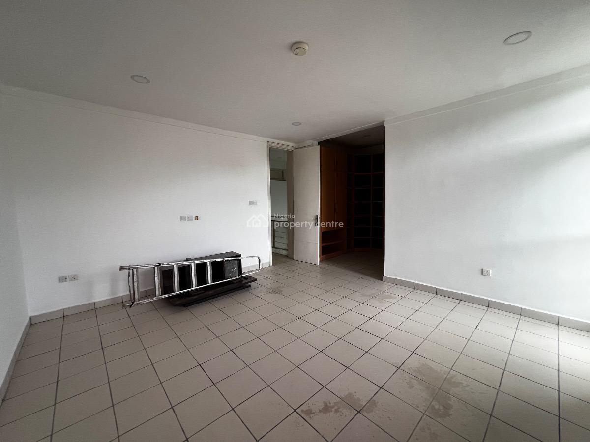 Luxury 4 Bedroom Terrace House with a Room Bq, Swimming Pool,gym, Banana Island, Ikoyi, Lagos, Terraced Duplex for Rent