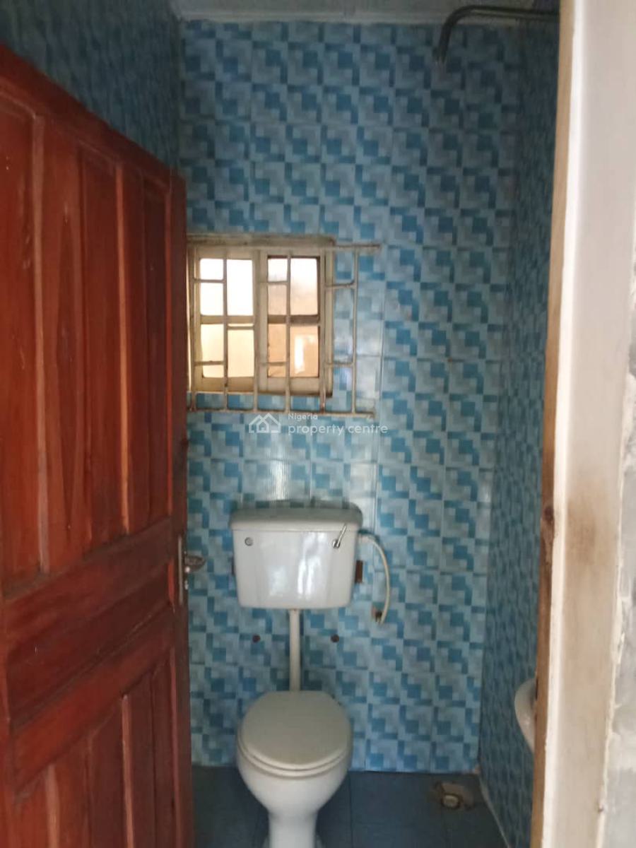 2 Bedroom Flat, Olowonla  Bus Stop, Igando, Alimosho, Lagos, Flat / Apartment for Rent