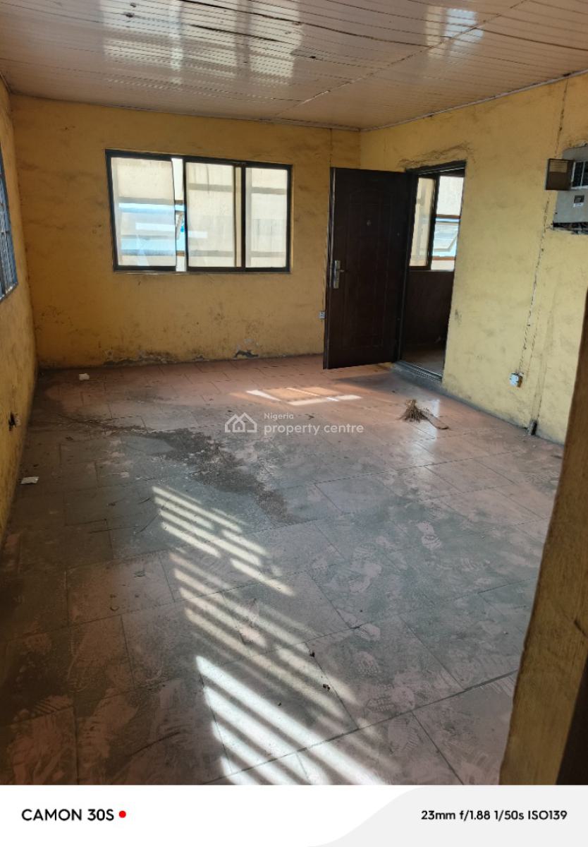 240 Sqmtrs Open Plan Office Space, Off Fatai Atere Way, Industrial Area, Matori, Oshodi, Lagos, Office Space for Rent