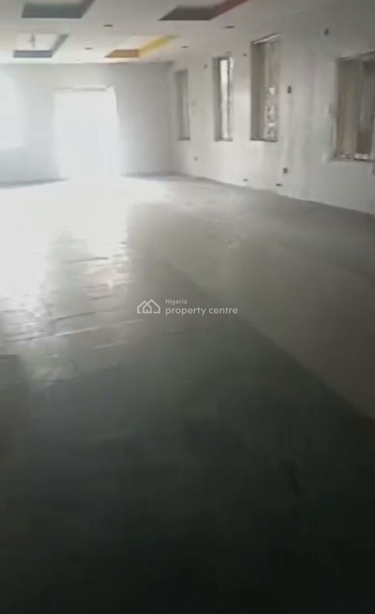 an Open Plan Space on Ground Floors, Surulere, Lagos, Plaza / Complex / Mall for Rent
