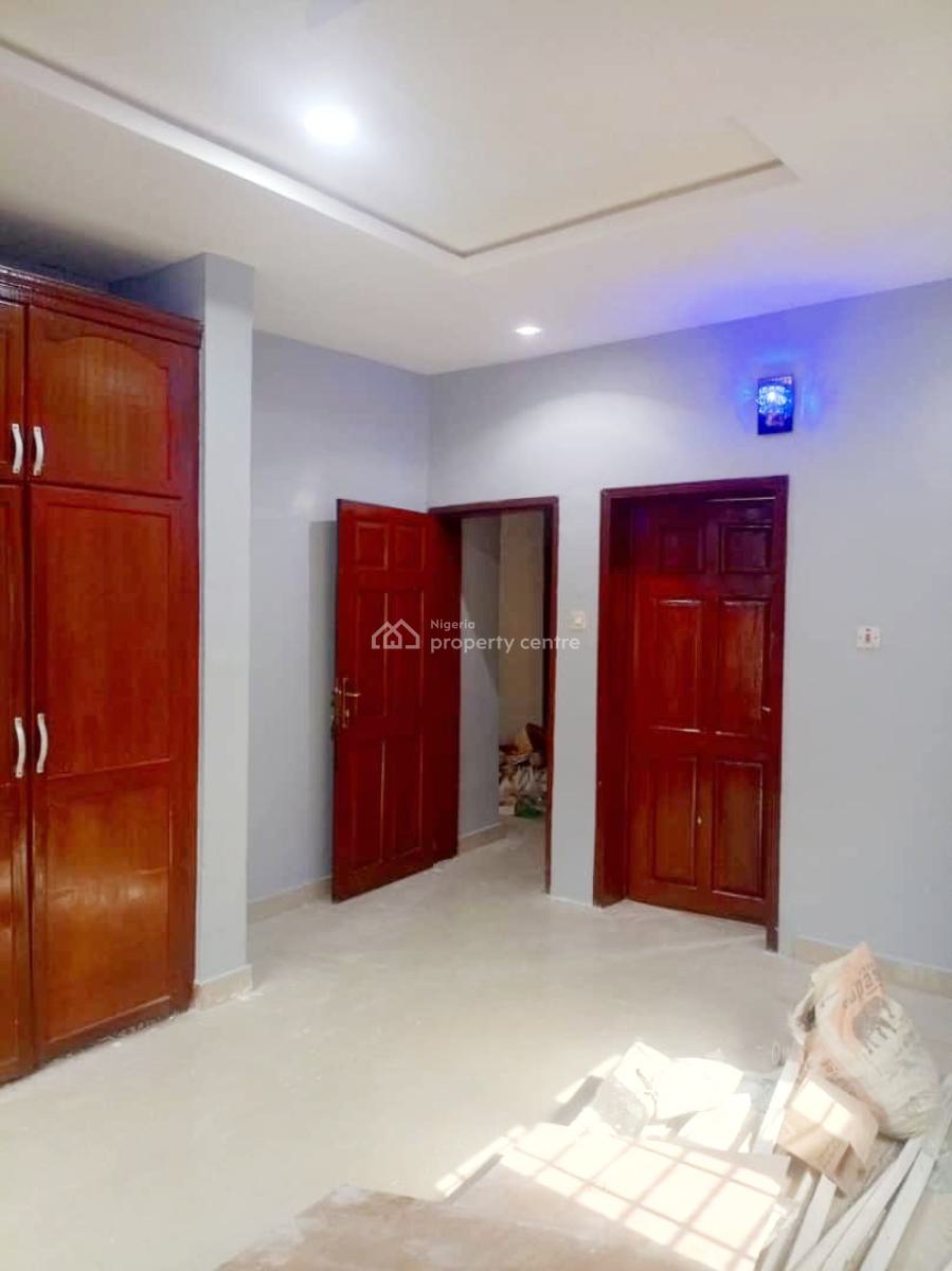 a Well Maintained Spacious 4 Bedroom Semi Detached Duplex, Gra Phase 2, Magodo, Lagos, Detached Duplex for Rent