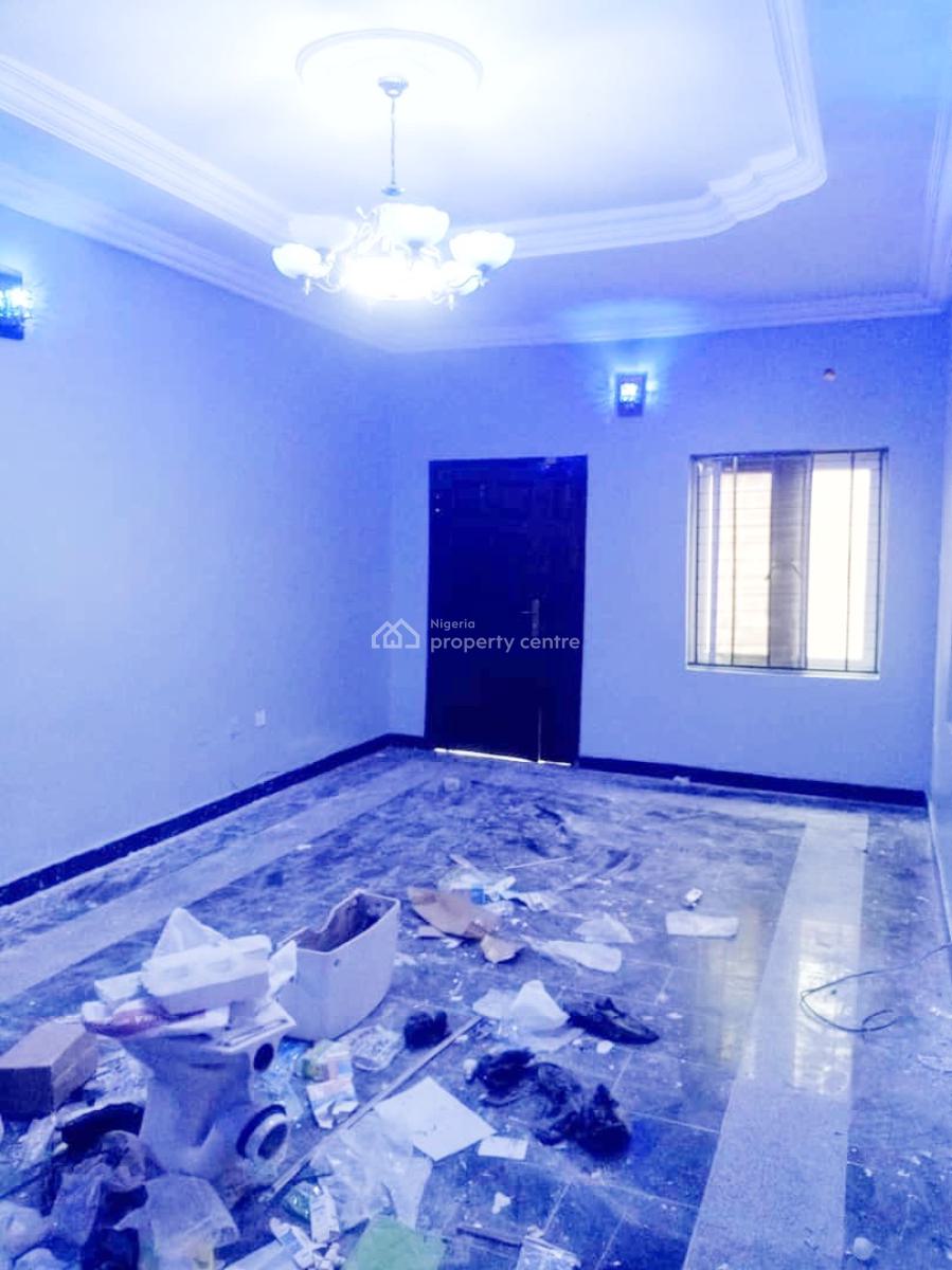 a Well Maintained Spacious 4 Bedroom Semi Detached Duplex, Gra Phase 2, Magodo, Lagos, Detached Duplex for Rent