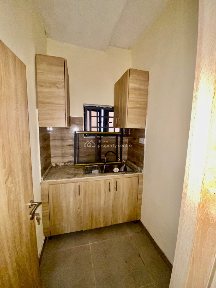 Very Massive Self Contained Apartment, Behind Sun City Estate, Galadimawa, Abuja, Self Contain (single Rooms) for Rent