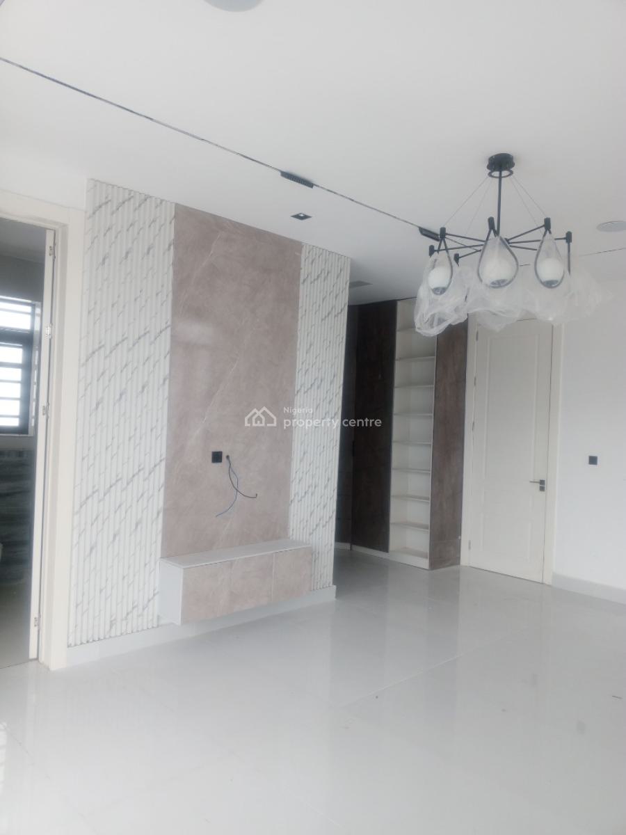 Luxury 5 Bedroom Fully Detached House with Bq in a Gated Estate, Lekki Phase 1, Lekki, Lagos, Detached Duplex for Sale