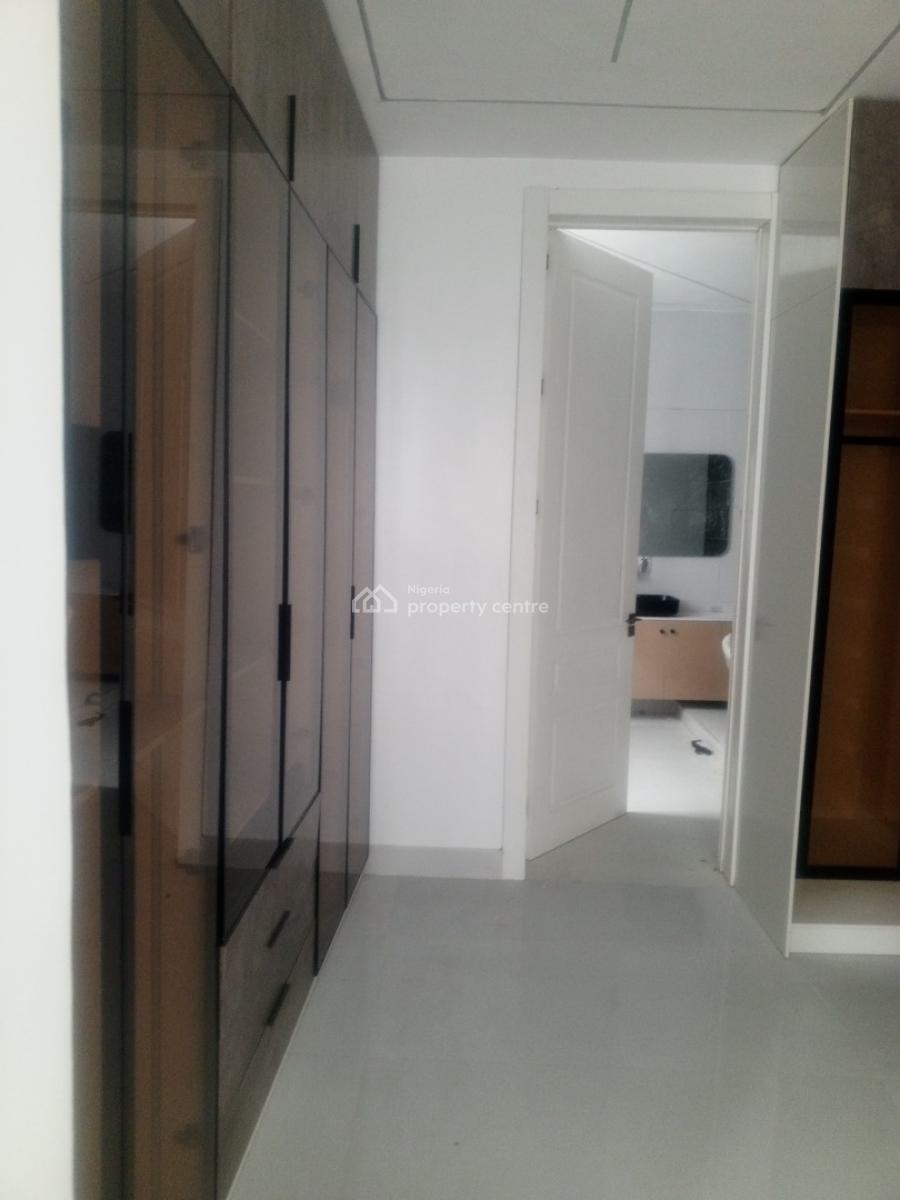 Luxury 5 Bedroom Fully Detached House with Bq in a Gated Estate, Lekki Phase 1, Lekki, Lagos, Detached Duplex for Sale