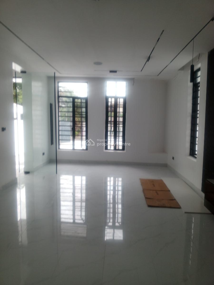 Luxury 5 Bedroom Fully Detached House with Bq in a Gated Estate, Lekki Phase 1, Lekki, Lagos, Detached Duplex for Sale