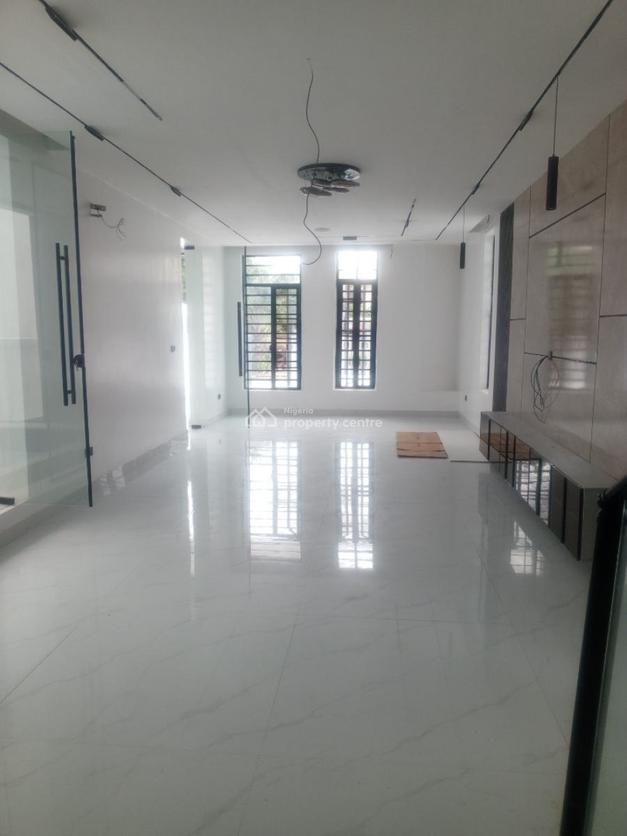 Luxury 5 Bedroom Fully Detached House with Bq in a Gated Estate, Lekki Phase 1, Lekki, Lagos, Detached Duplex for Sale