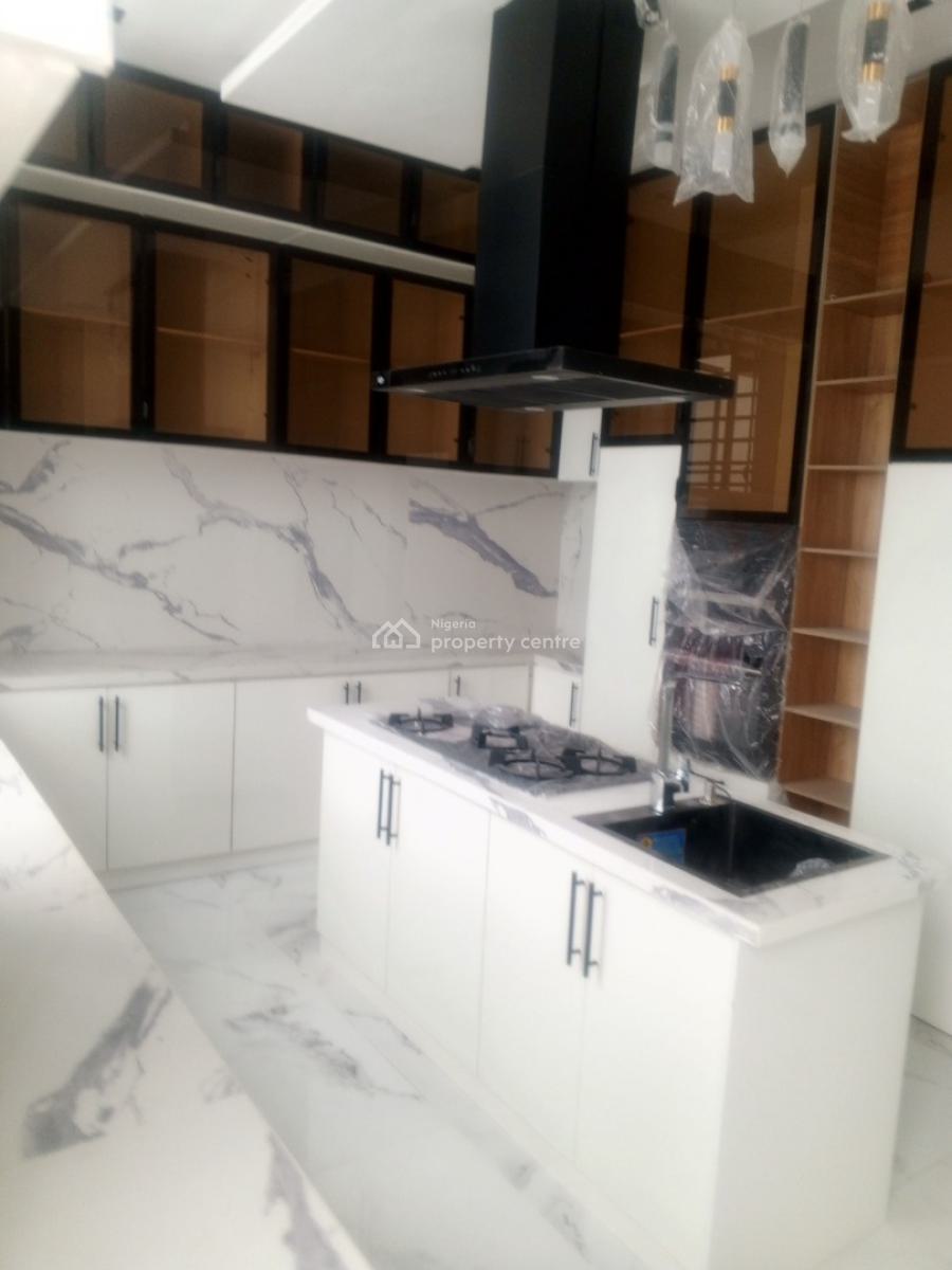 Luxury 5 Bedroom Fully Detached House with Bq in a Gated Estate, Lekki Phase 1, Lekki, Lagos, Detached Duplex for Sale