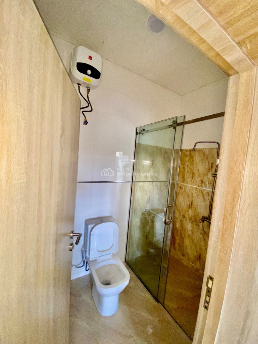 Very Massive and Beautiful Two (2) Bedroom Apartment, Behind Suncity Estate Galadimawa District, Galadimawa, Abuja, Flat / Apartment for Rent