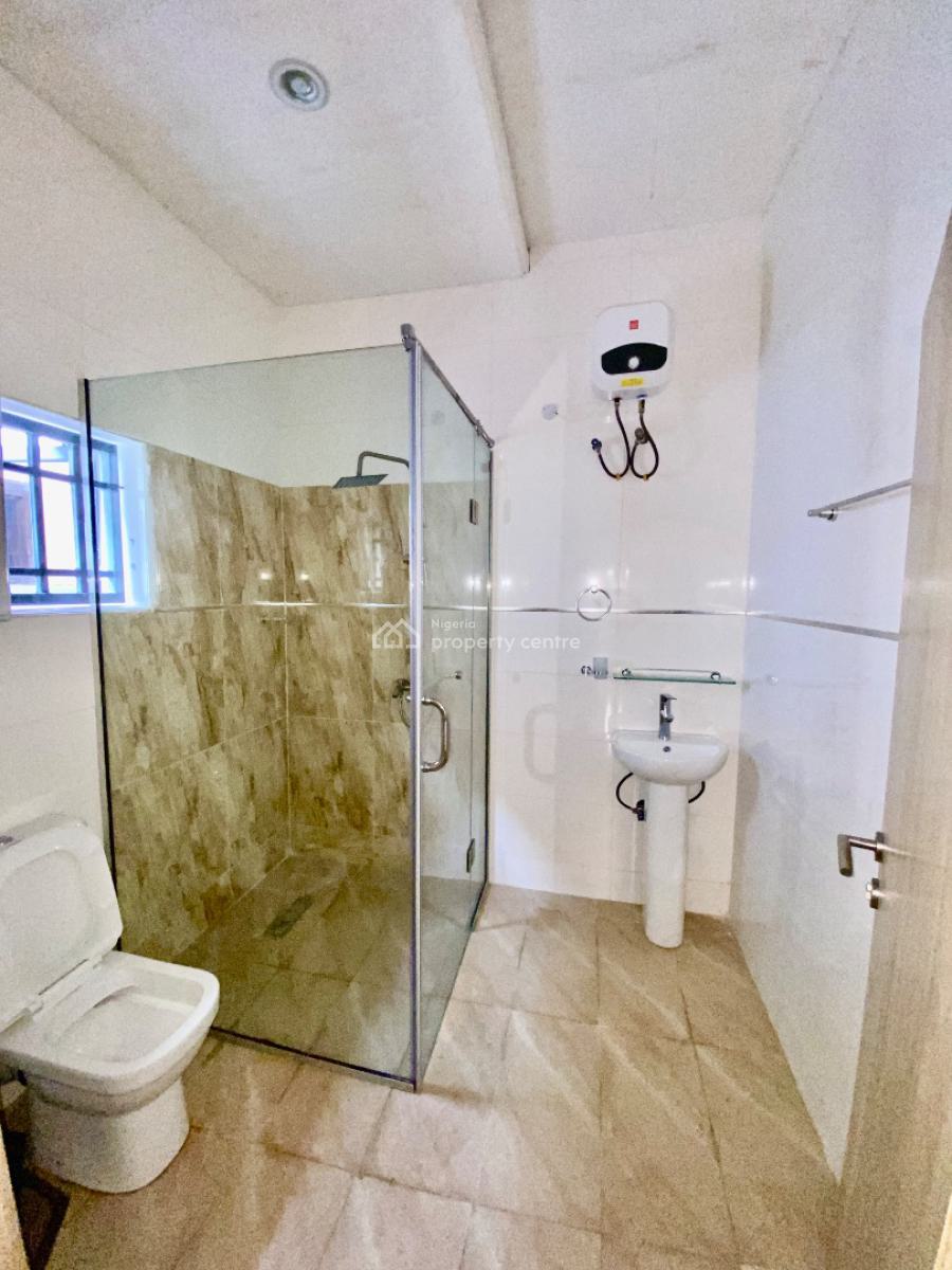 Very Massive and Beautiful Two (2) Bedroom Apartment, Behind Suncity Estate Galadimawa District, Galadimawa, Abuja, Flat / Apartment for Rent