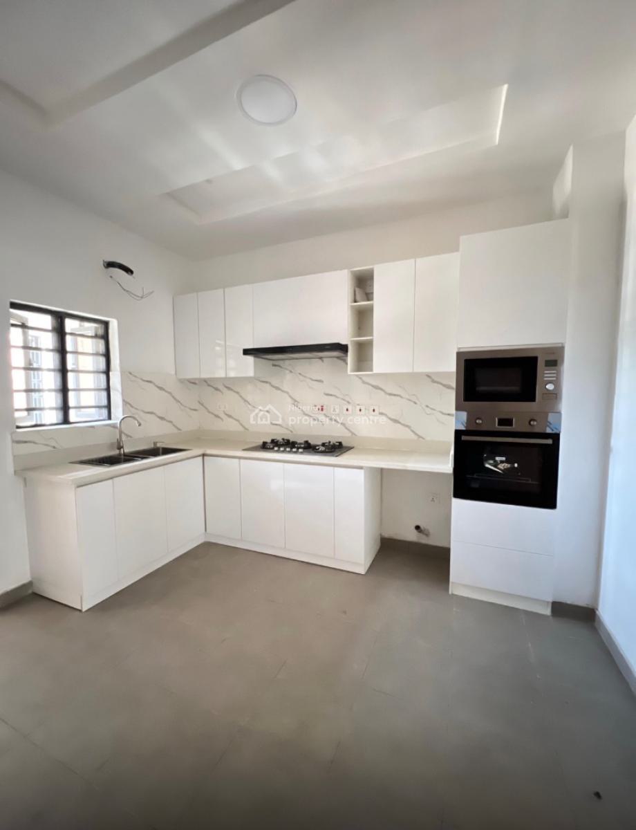 Luxury 3 Bedroom Apartment, Off Freedom Way, Lekki Phase 1, Lekki, Lagos, Flat / Apartment for Sale