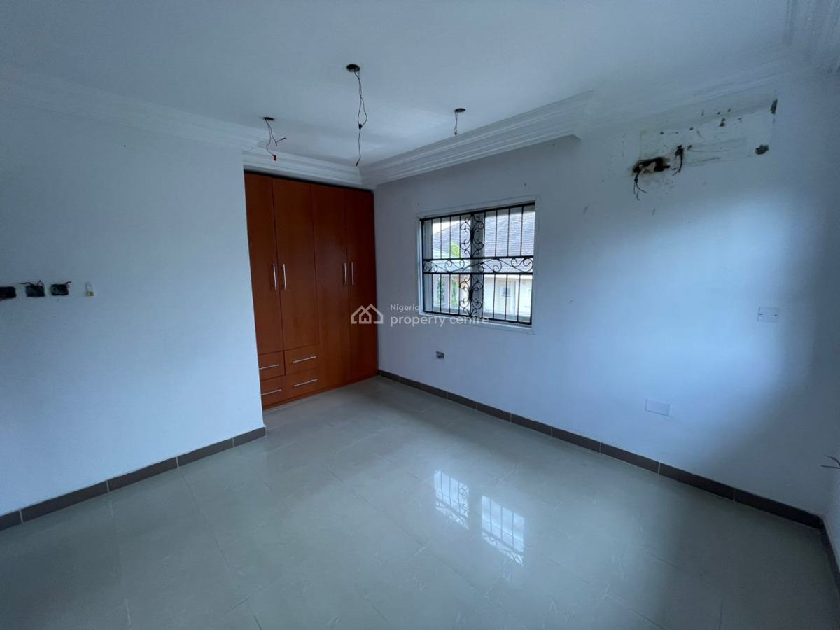 Spacious 3-bedroom Semi-detached Duplex, Lekki Phase 1, Lekki, Lagos, Semi-detached Duplex for Rent