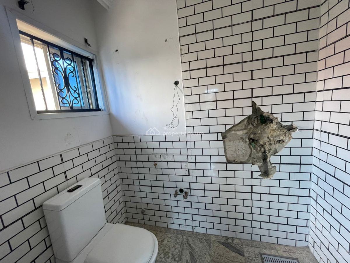 Spacious 3-bedroom Semi-detached Duplex, Lekki Phase 1, Lekki, Lagos, Semi-detached Duplex for Rent