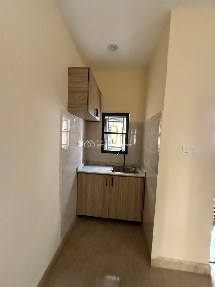 Brand New Single Selfcontain Uk Design Open Kitchen, By Sun City Estate, Galadimawa, Abuja, Self Contain (single Rooms) for Rent