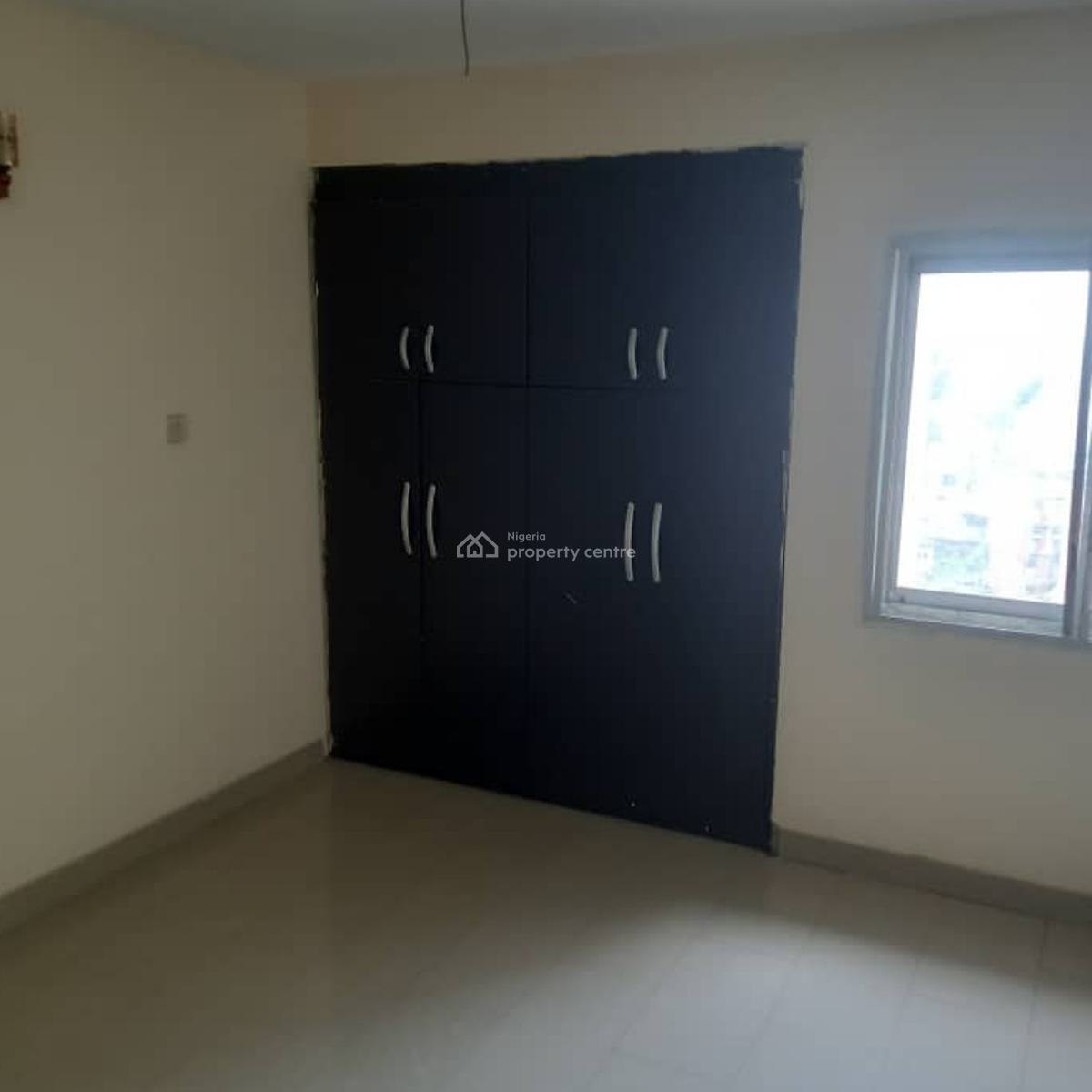 13 Floors High Rise Tower, Eric Moore, Surulere, Lagos, Office Space for Sale