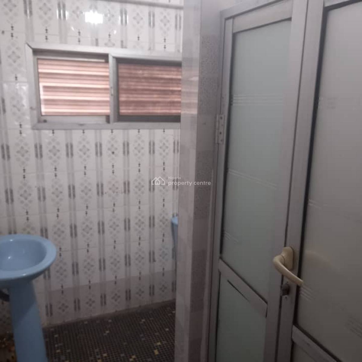 13 Floors High Rise Tower, Eric Moore, Surulere, Lagos, Office Space for Sale