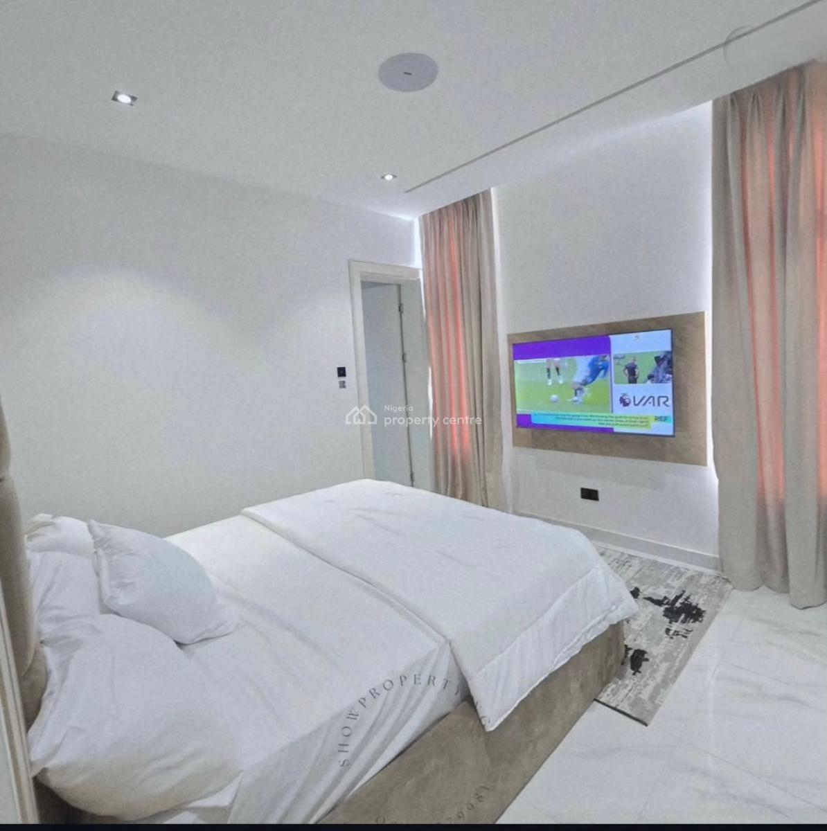 Luxury 2 Bedroom Spacious Apartment, Lekki Phase 1, Lekki, Lagos, Flat / Apartment for Sale