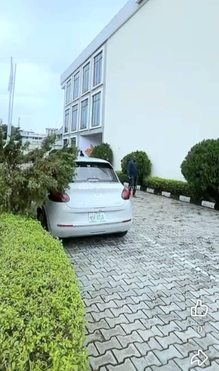 Commercial Property, Victoria Island (vi), Lagos, Office Space for Sale
