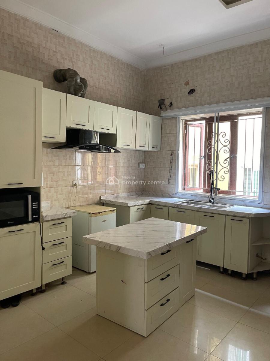 Fully Furnished Miniflat, Osapa, Lekki, Lagos, Mini Flat (room and Parlour) for Rent