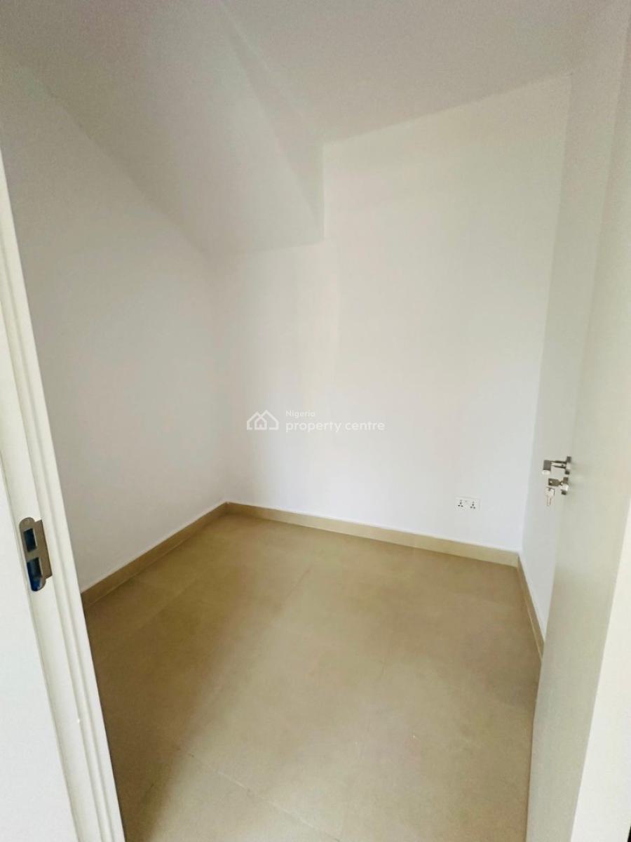Lovely Self Compound 4 Bedroom Terrace Duplex with Bq, Ilupeju, Lagos, Terraced Duplex for Sale