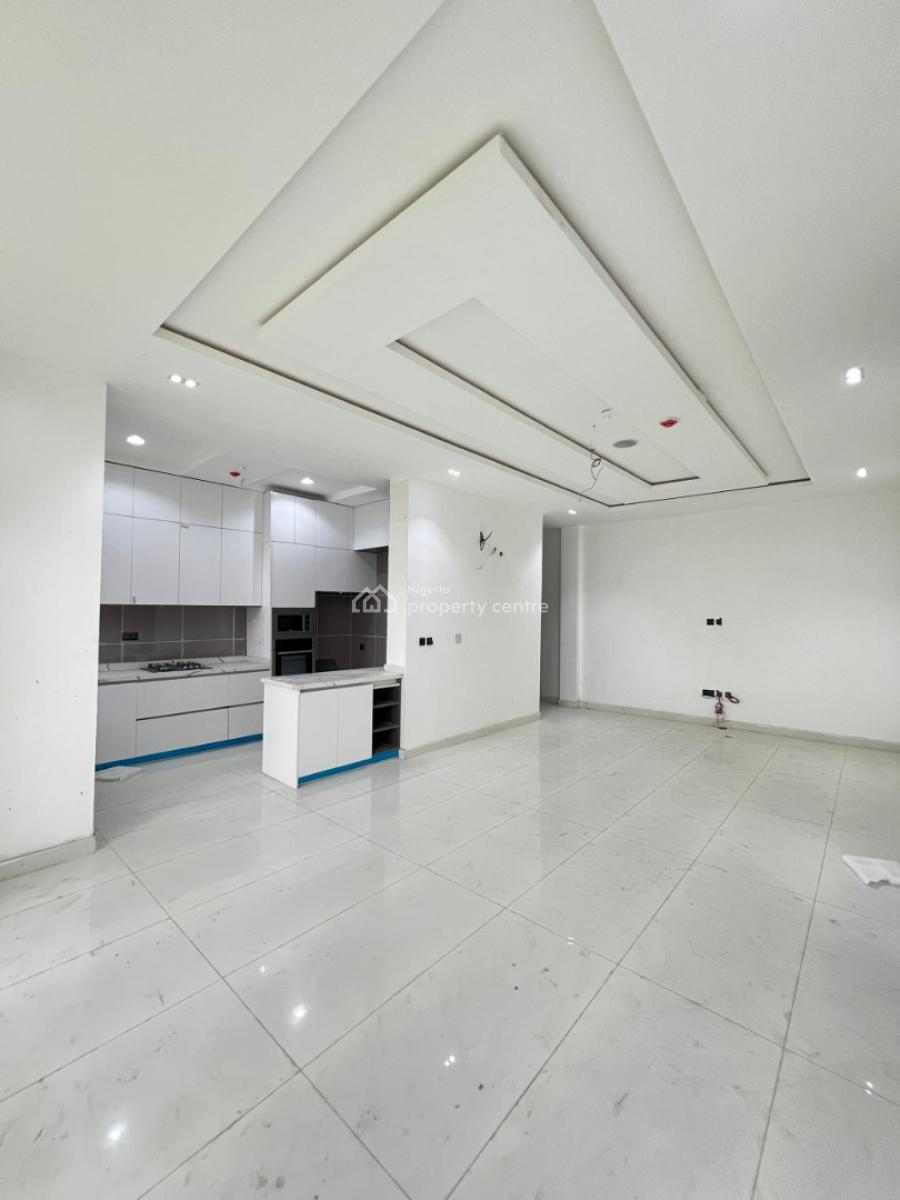 Spacious 2 Bedroom Apartment with  Bq, Swimming Pool, Gym  and Elevator, Lekki Phase 1, Lekki, Lagos, Flat / Apartment for Sale
