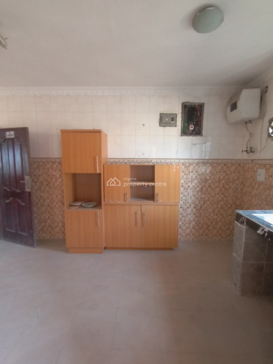 3 Bedroom Flat Upstairs, Addo Road, Ajah, Lagos, Flat / Apartment for Rent