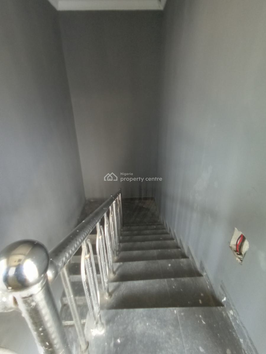 3 Bedroom Flat Upstairs, Addo Road, Ajah, Lagos, Flat / Apartment for Rent
