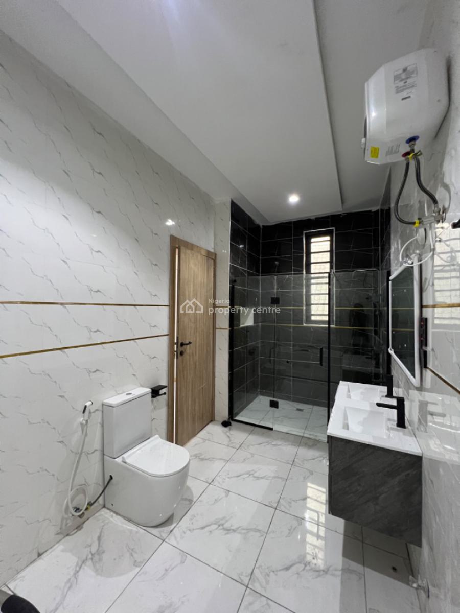 4 Bedroom Terrace Duplex, Ologolo, Lekki, Lagos, Terraced Duplex for Sale