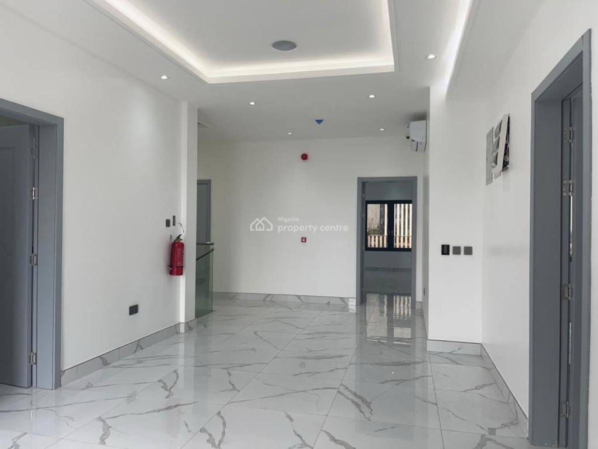 Magnificent 5 Bedroom Penthouse with Excellent Facilities, Ikoyi, Lagos, Flat / Apartment for Rent
