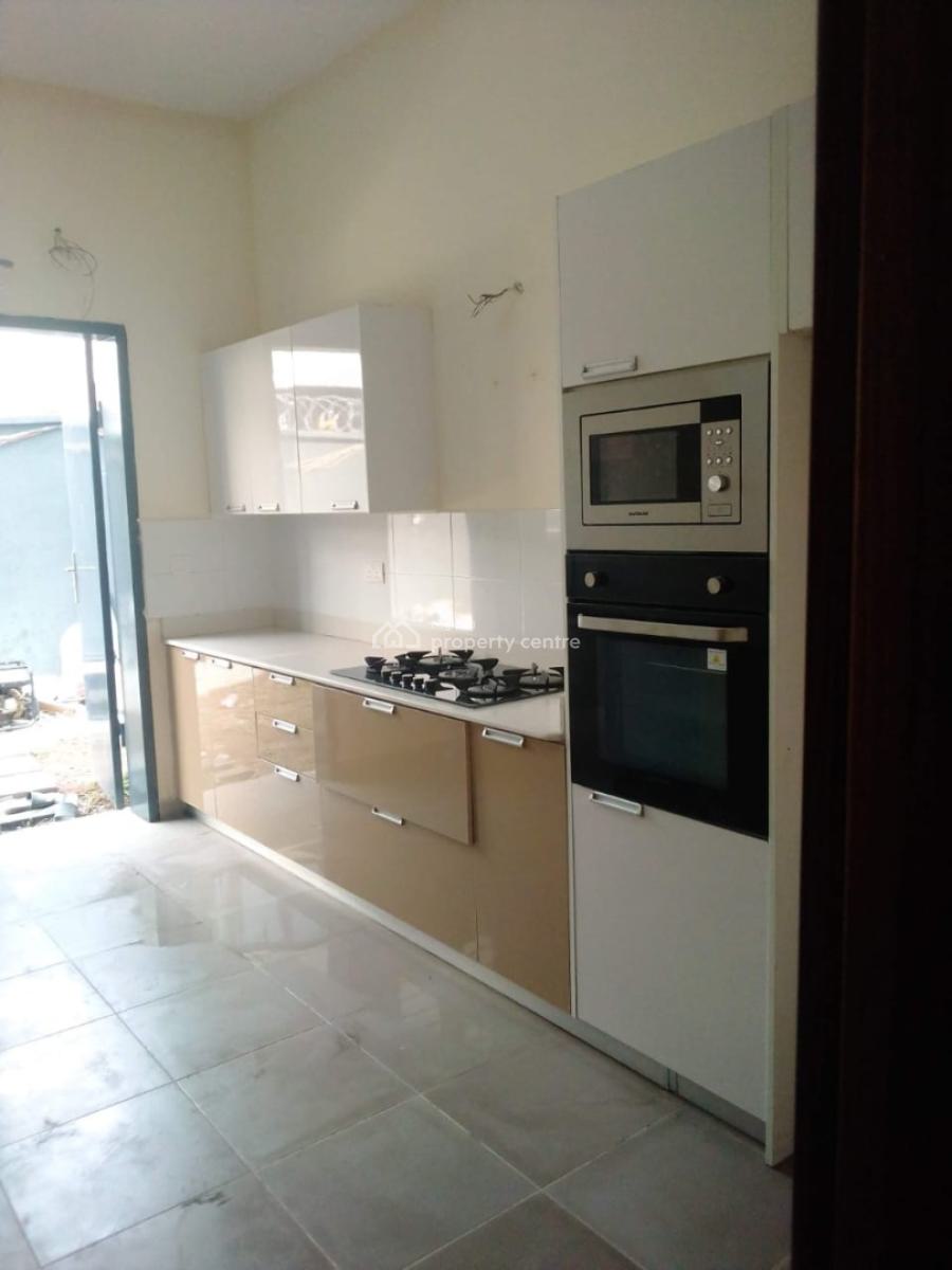 Luxury 4 Bedroom Terrace with Bq, Lekki Phase 1, Lekki, Lagos, Terraced Duplex for Sale