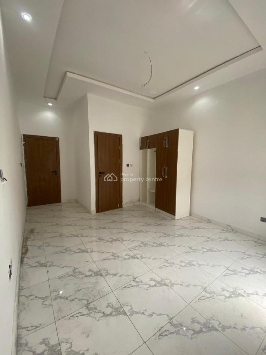 Luxurious 2 Bedroom Apartment with a Swimming Pool in a Secure Estate, Ikate, Lekki, Lagos, Flat / Apartment for Sale