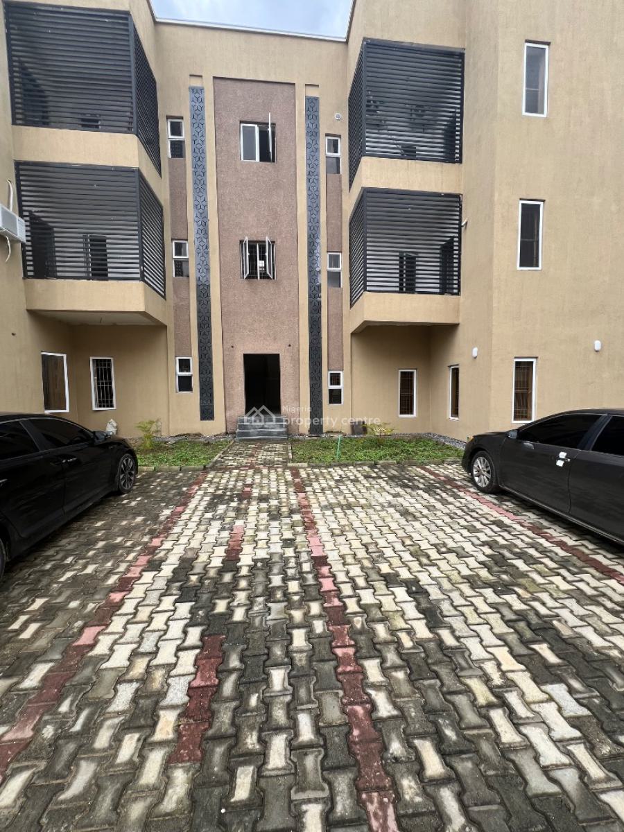 4 Bedroom Apartment with Bq, Airport Road, Galadimawa, Abuja, Flat / Apartment for Sale