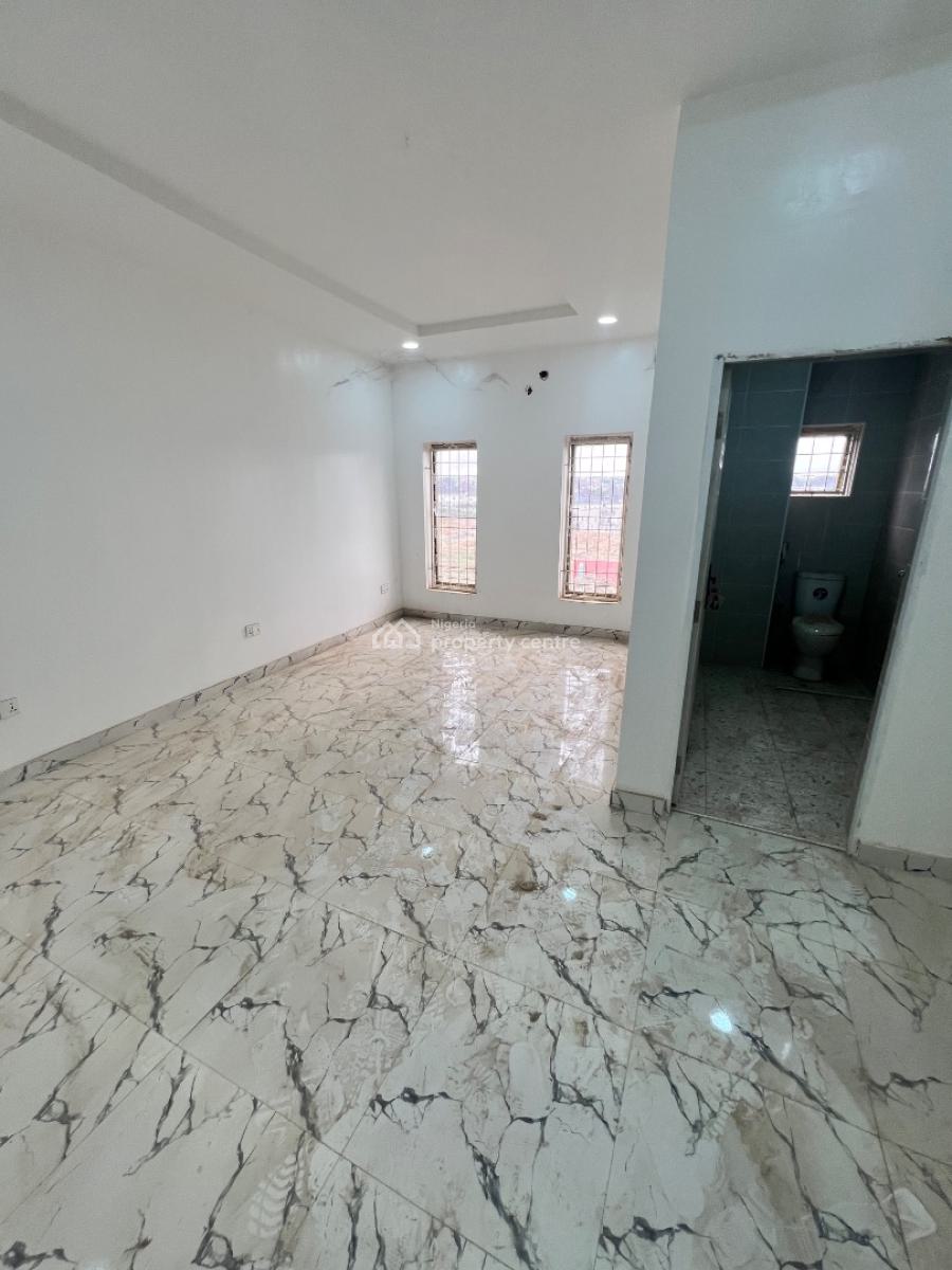 4 Bedroom Apartment with Bq, Airport Road, Galadimawa, Abuja, Flat / Apartment for Sale