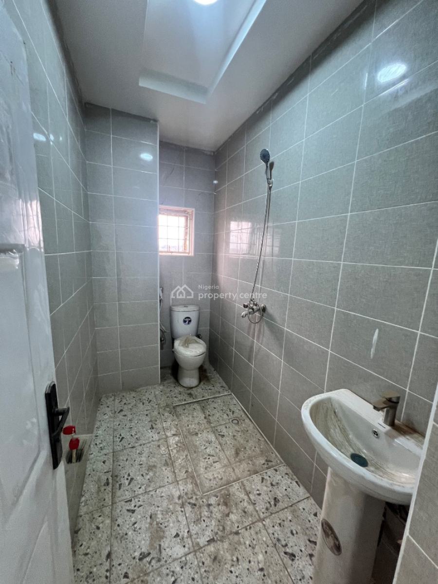 4 Bedroom Apartment with Bq, Airport Road, Galadimawa, Abuja, Flat / Apartment for Sale