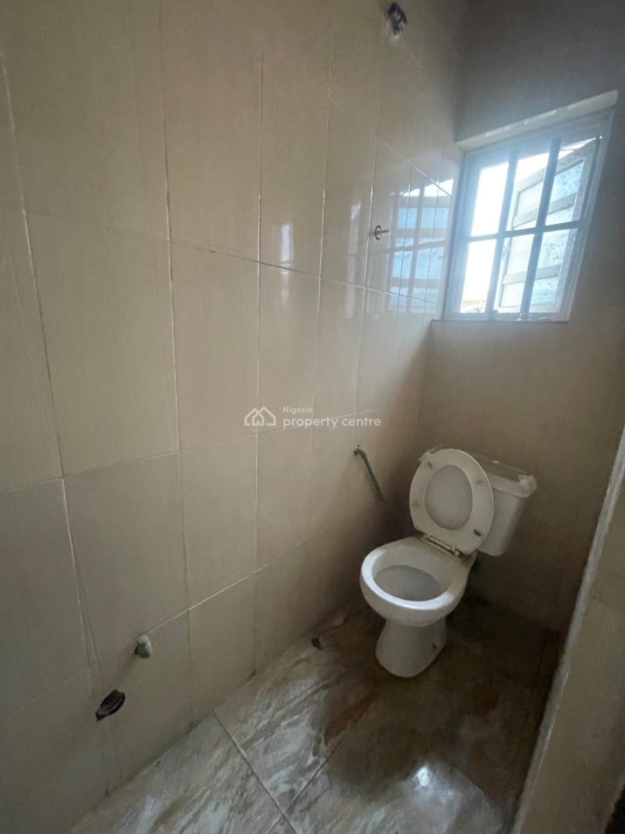 a Spacious 4 Bedroom Terrace Duplex with Bq, Mobil Road, Ilaje, Ajah, Lagos, Terraced Duplex for Rent