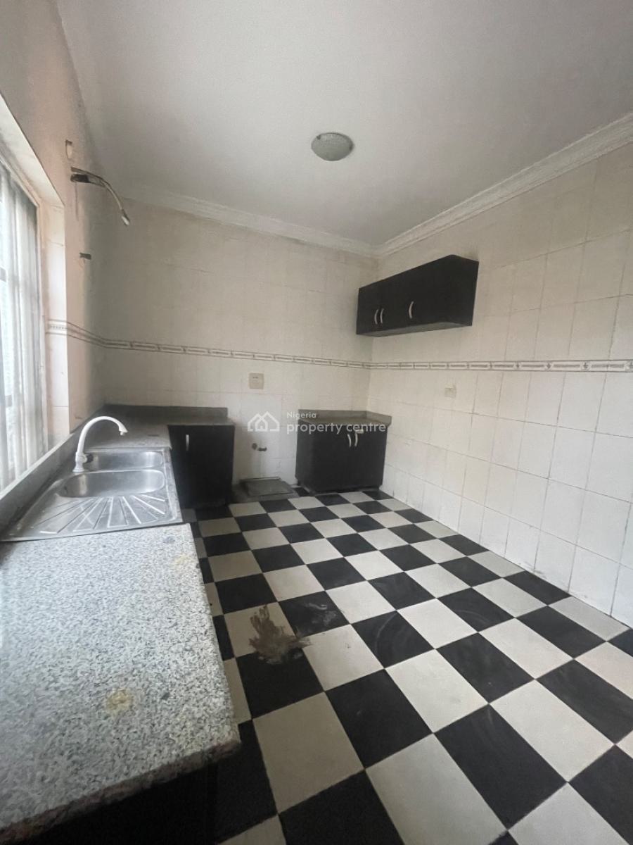 a Spacious 4 Bedroom Terrace Duplex with Bq, Mobil Road, Ilaje, Ajah, Lagos, Terraced Duplex for Rent