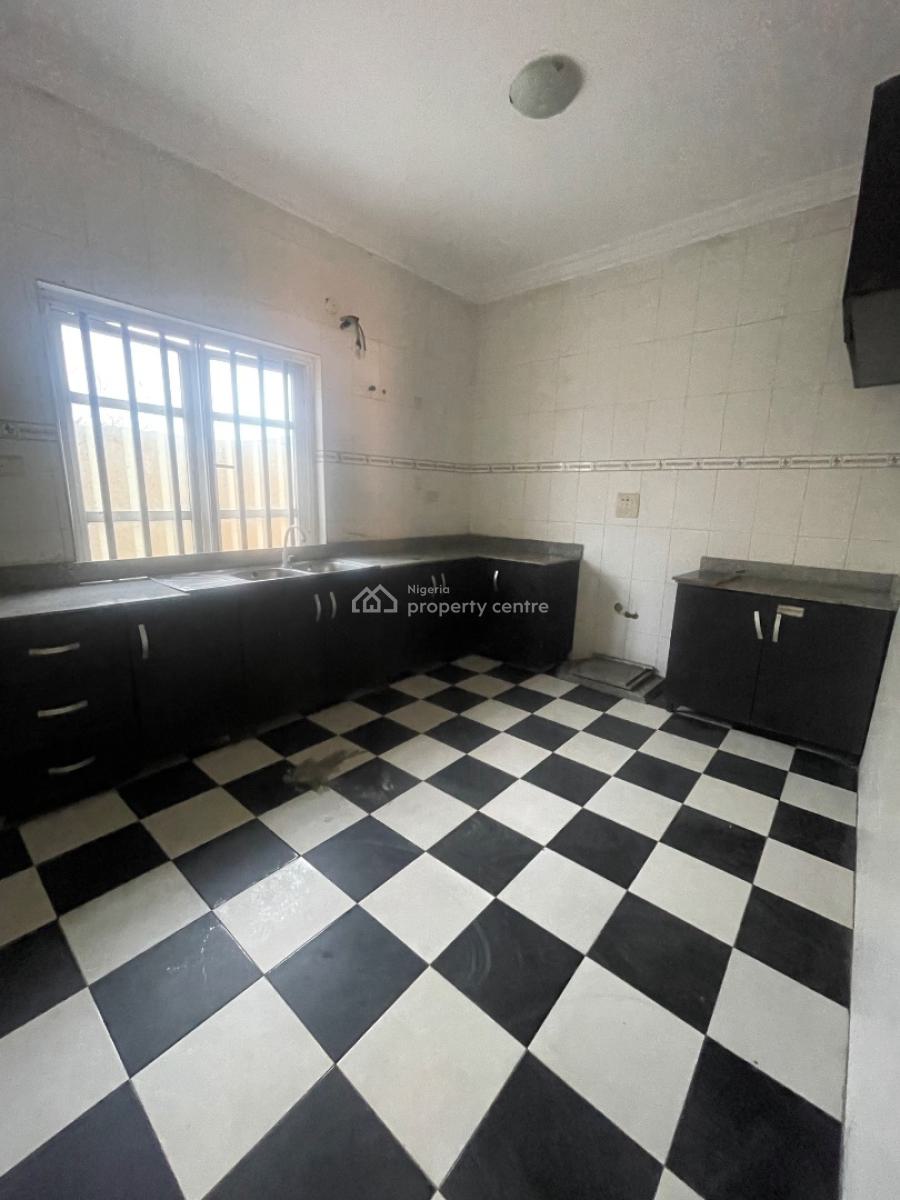 a Spacious 4 Bedroom Terrace Duplex with Bq, Mobil Road, Ilaje, Ajah, Lagos, Terraced Duplex for Rent