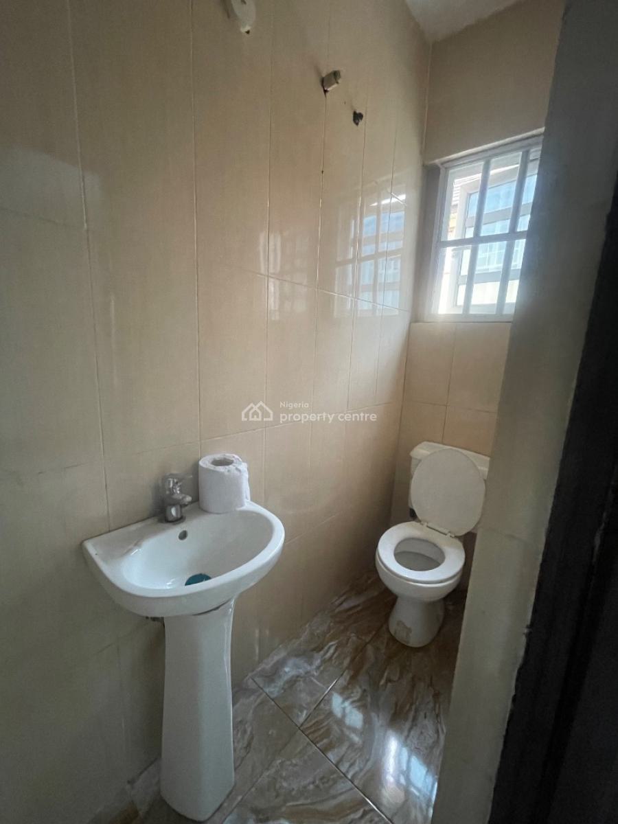 a Spacious 4 Bedroom Terrace Duplex with Bq, Mobil Road, Ilaje, Ajah, Lagos, Terraced Duplex for Rent