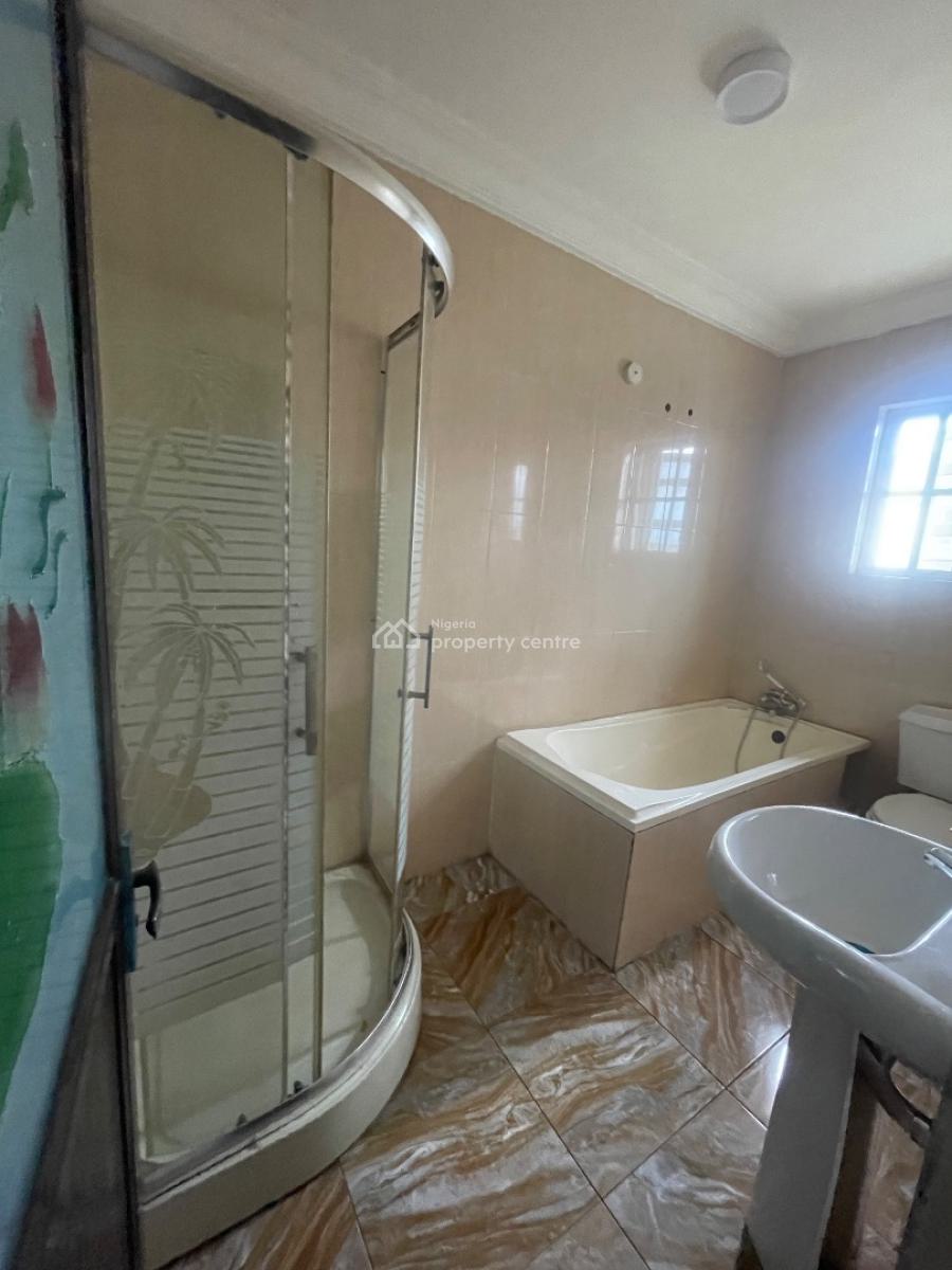 a Spacious 4 Bedroom Terrace Duplex with Bq, Mobil Road, Ilaje, Ajah, Lagos, Terraced Duplex for Rent