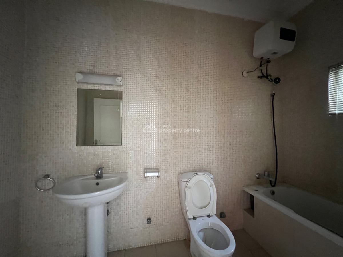 Spacious 3 Bedroom Apartment, Off The Providence, Lekki Phase 1, Lekki, Lagos, Flat / Apartment for Rent