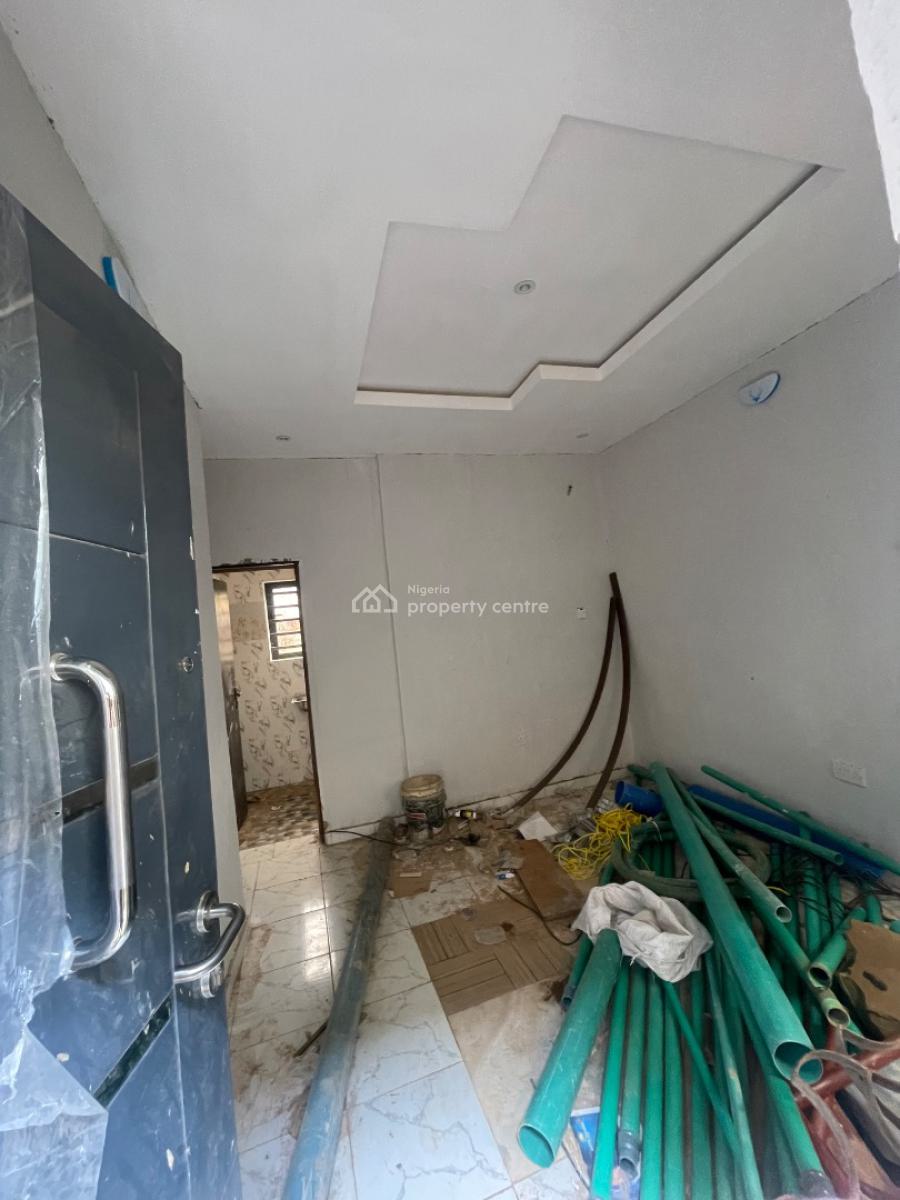 One Bedroom Flat, Yaba, Lagos, Mini Flat (room and Parlour) for Rent