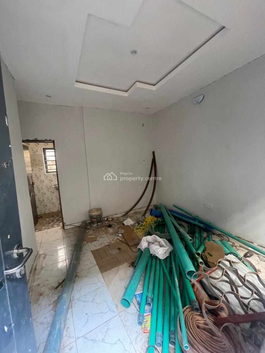 One Bedroom Flat, Yaba, Lagos, Mini Flat (room and Parlour) for Rent