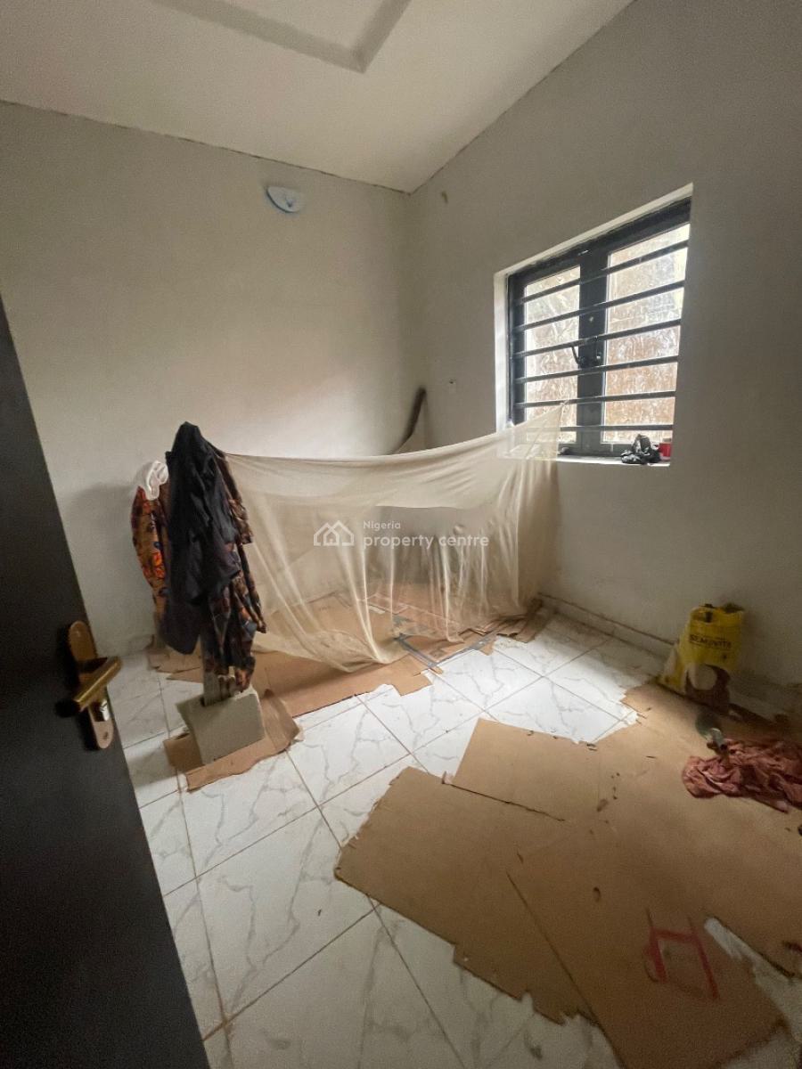 One Bedroom Flat, Yaba, Lagos, Mini Flat (room and Parlour) for Rent