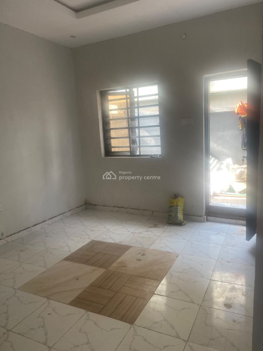 One Bedroom Flat, Yaba, Lagos, Mini Flat (room and Parlour) for Rent