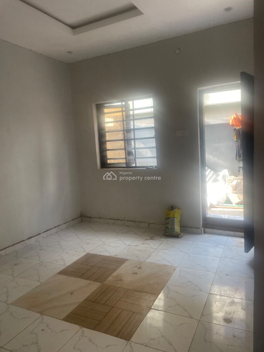 One Bedroom Flat, Yaba, Lagos, Mini Flat (room and Parlour) for Rent