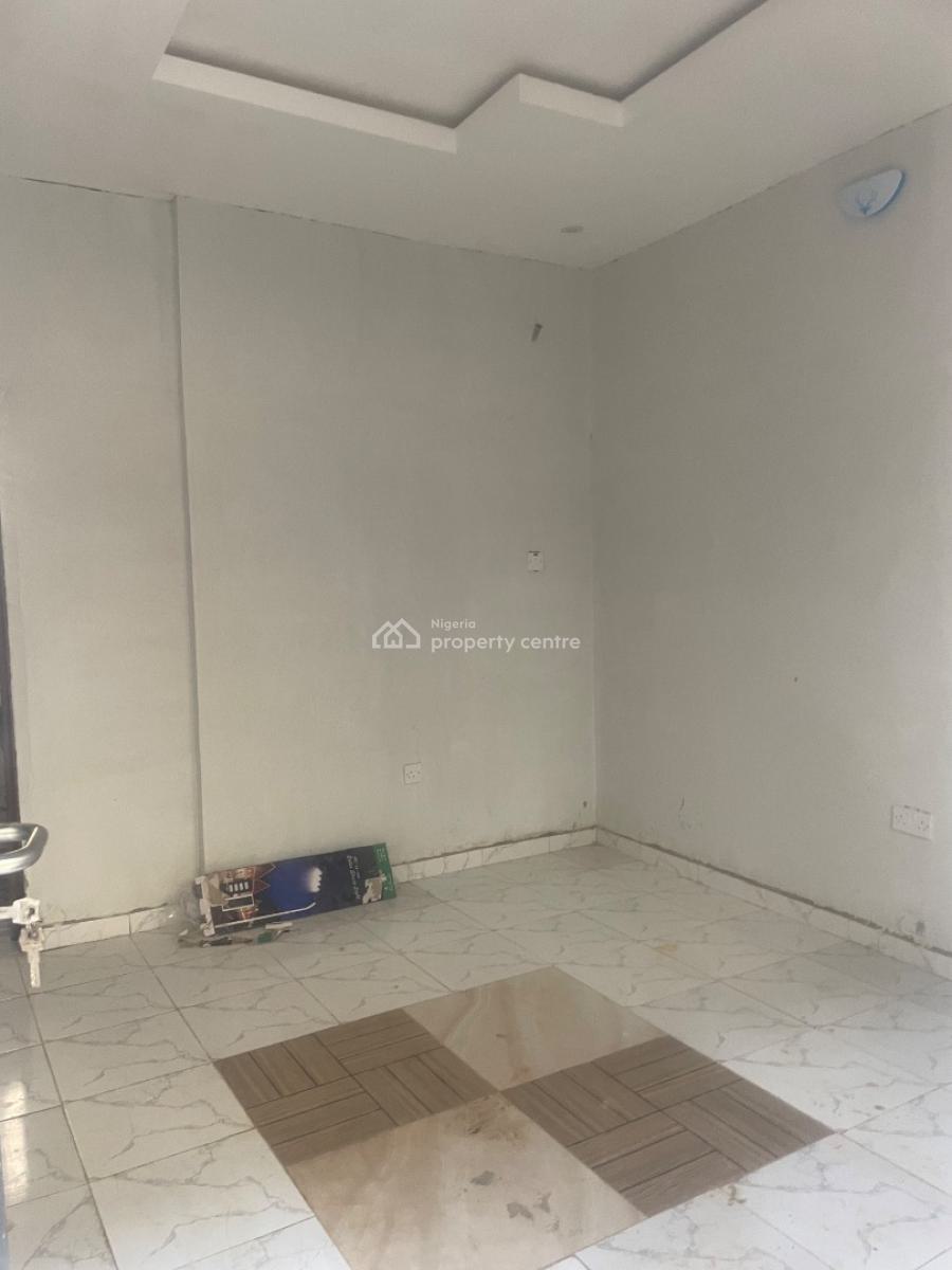 One Bedroom Flat, Yaba, Lagos, Mini Flat (room and Parlour) for Rent